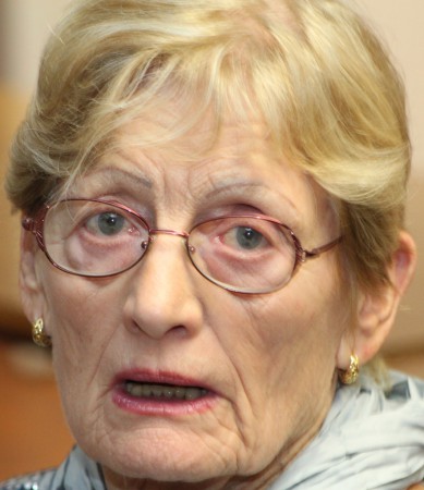 Ana Ratajski : Trésorière adjointe